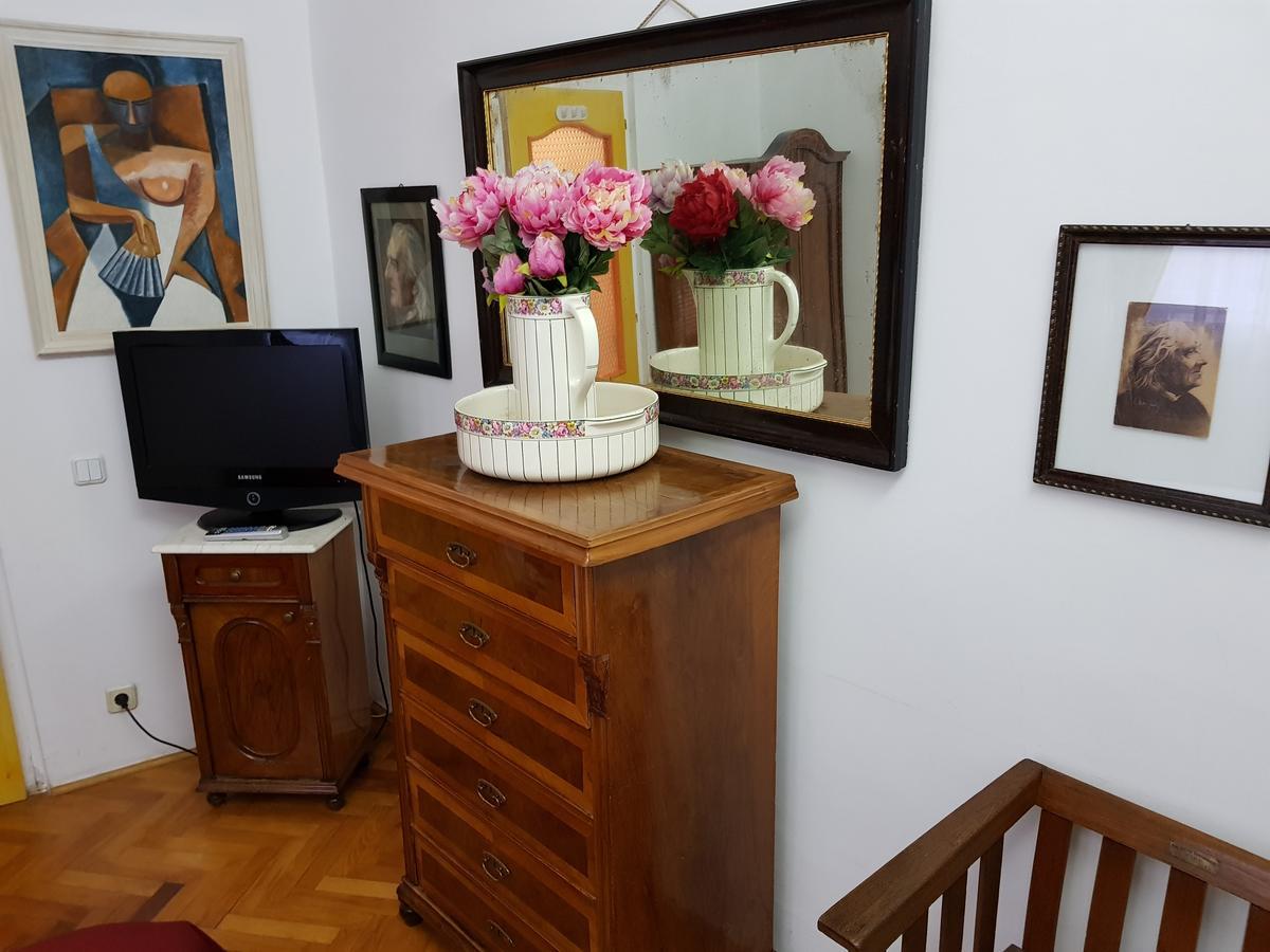 Santino Apartment Sibiu Exterior photo